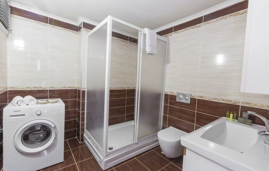 Real King Residence Hotel