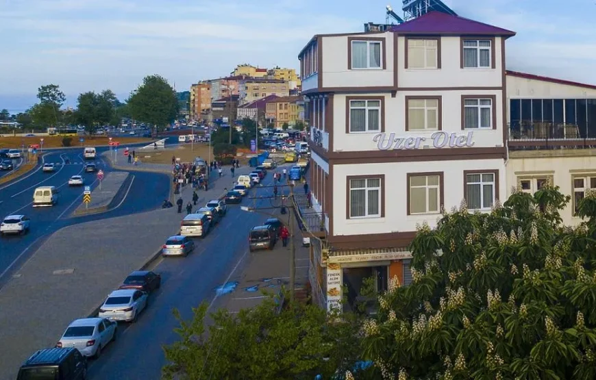 Uzer Otel